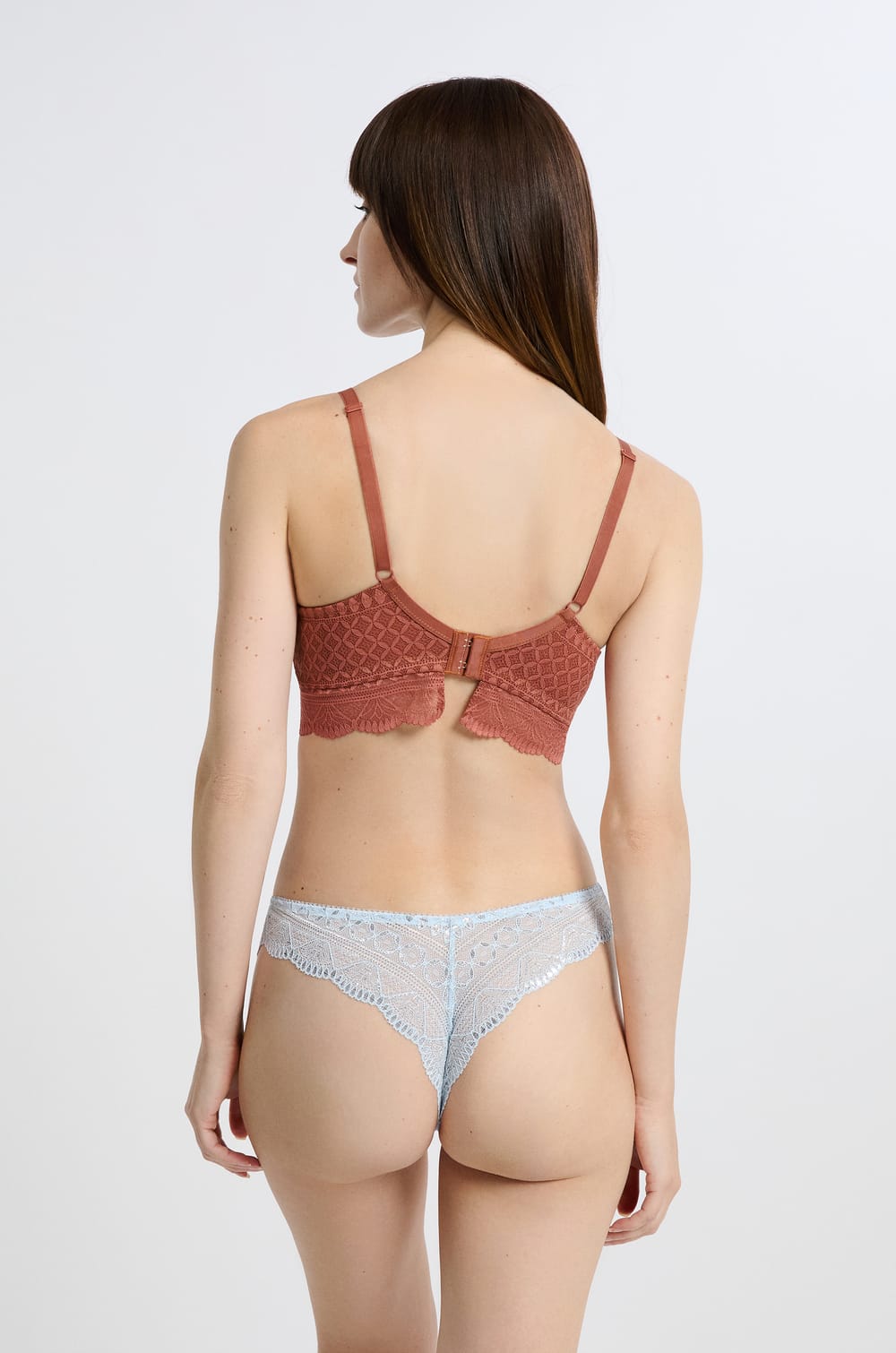 Wireless Triangle Bra Post-Mastectomy;${refinementColor}