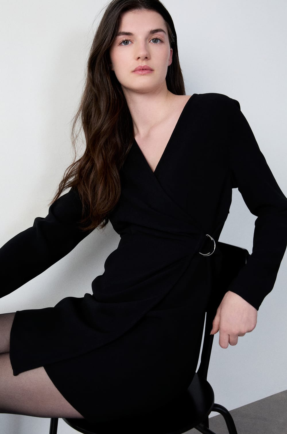 Short Flowing Dress;${refinementColor}