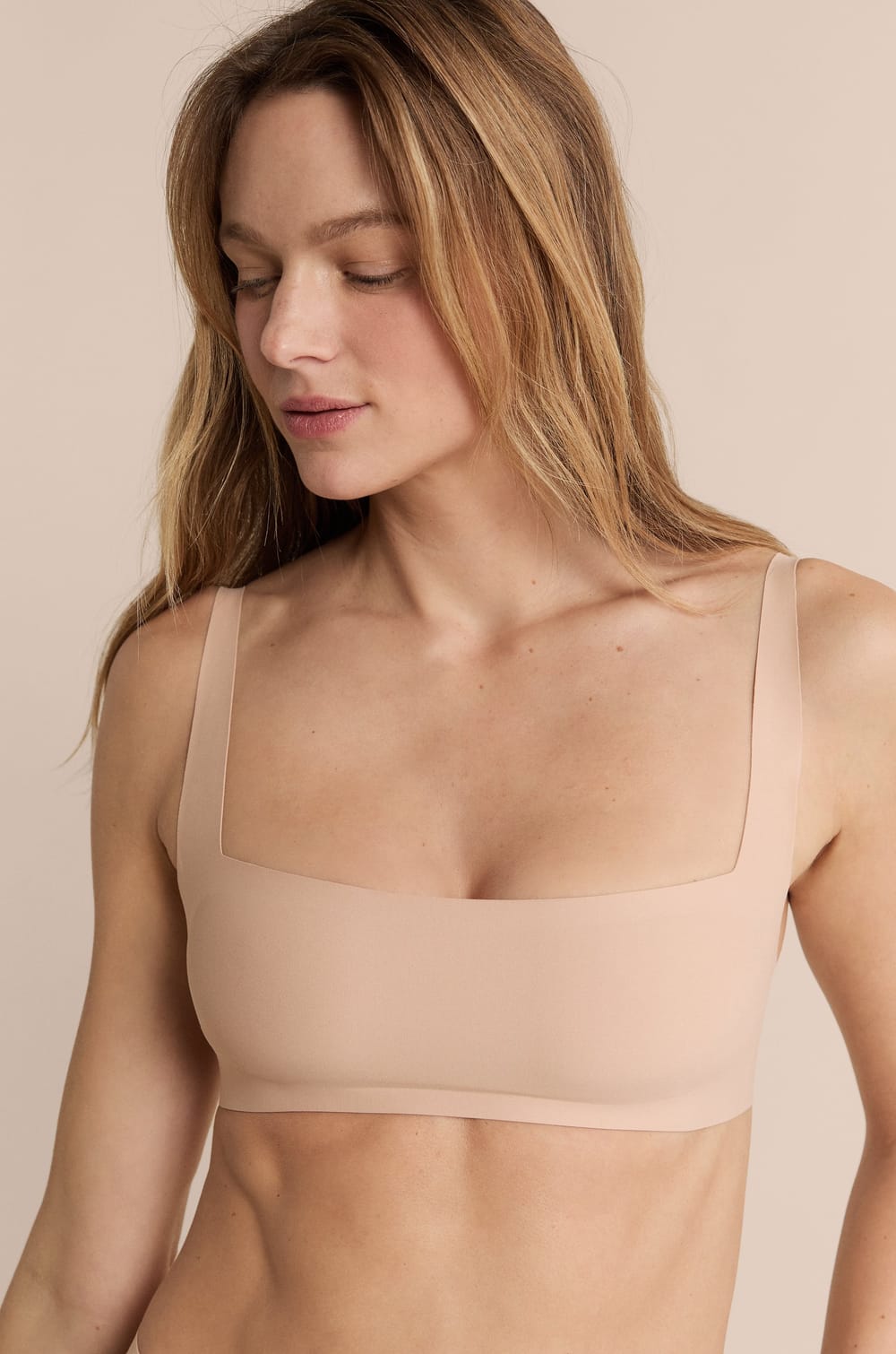 Microfibre Bralette with Removable Pads;${refinementColor}