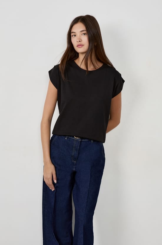 T-shirt col rond en coton;${refinementColor}