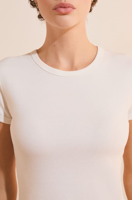 Camiseta de manga corta con algod&oacute;n modal;${refinementColor}