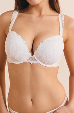 Soutien-gorge N.5 - Le coques fines plongeant en dentelle;${refinementColor}