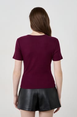Jupe short en effet cuir;${refinementColor}