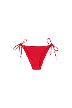 Bikini-Hose zum Binden aus Satin mit Kirsch-Charm;${refinementColor}