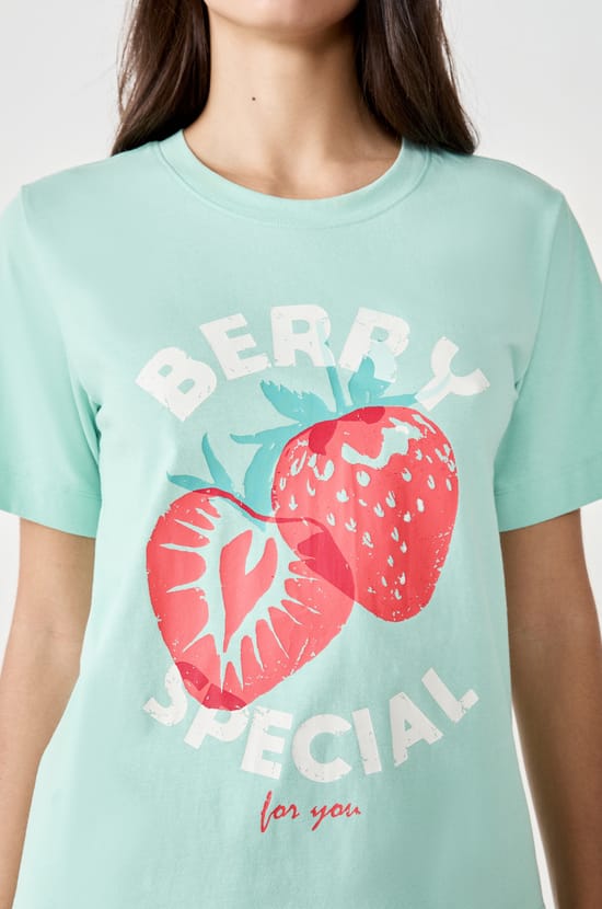 Short-sleeved cotton T-shirt "Berry Special;${refinementColor}