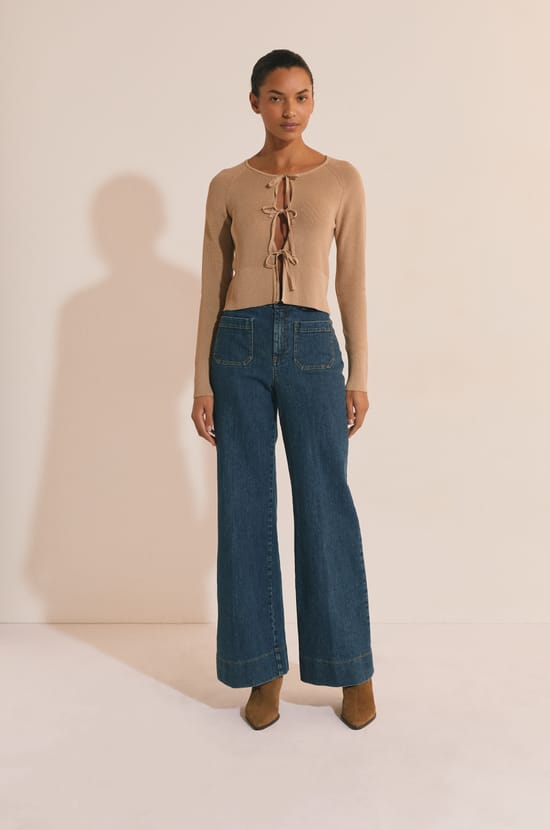 Cardigan &agrave; manches longues avec d&eacute;tails n&oelig;uds;${refinementColor}