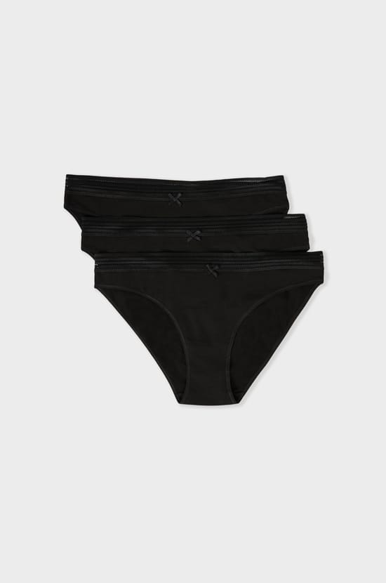 Lot de 3 culottes en coton et dentelle;${refinementColor}