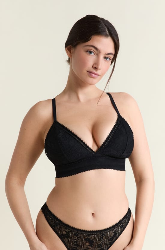 Bra N.8 tipo triangular encaje floral sin aros;${refinementColor}