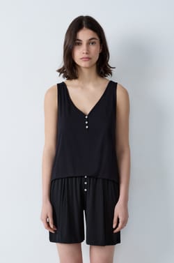   Camiseta de tirantes lisa;${refinementColor}