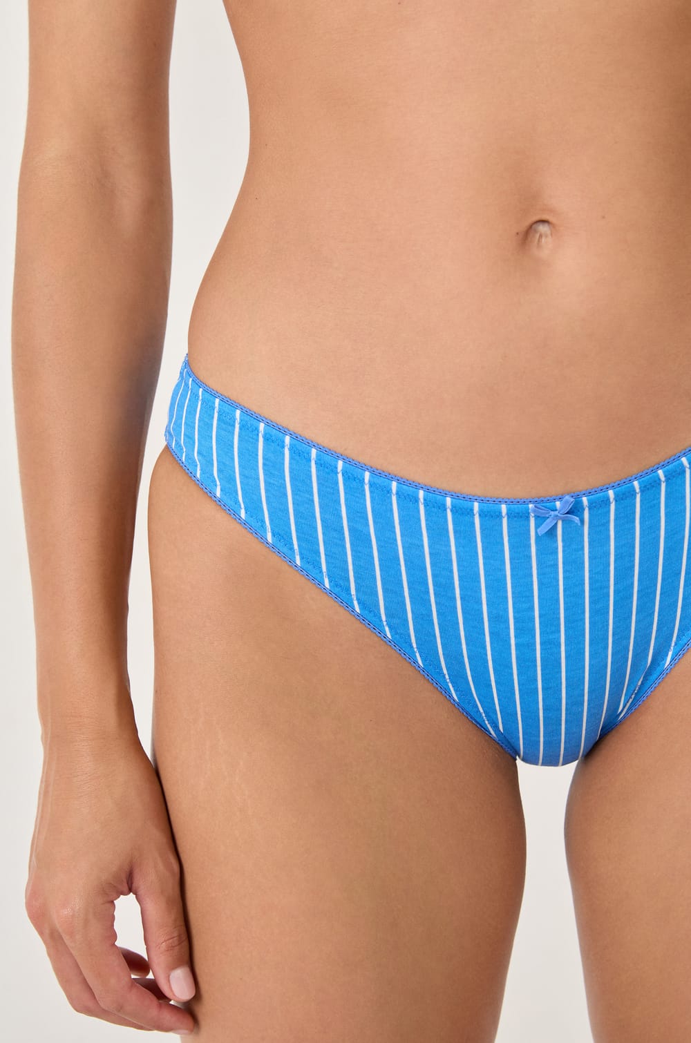 Pack Of 3 Cotton Panties;${refinementColor}