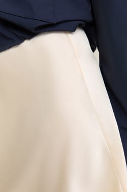 Jupe courte satin&eacute;e;${refinementColor}