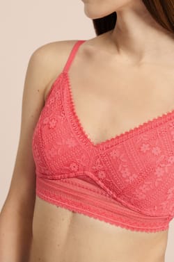 Wireless triangle bra post-mastectomy;${refinementColor}