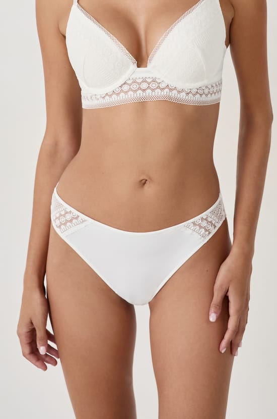 Panty con detalles de encaje;${refinementColor}