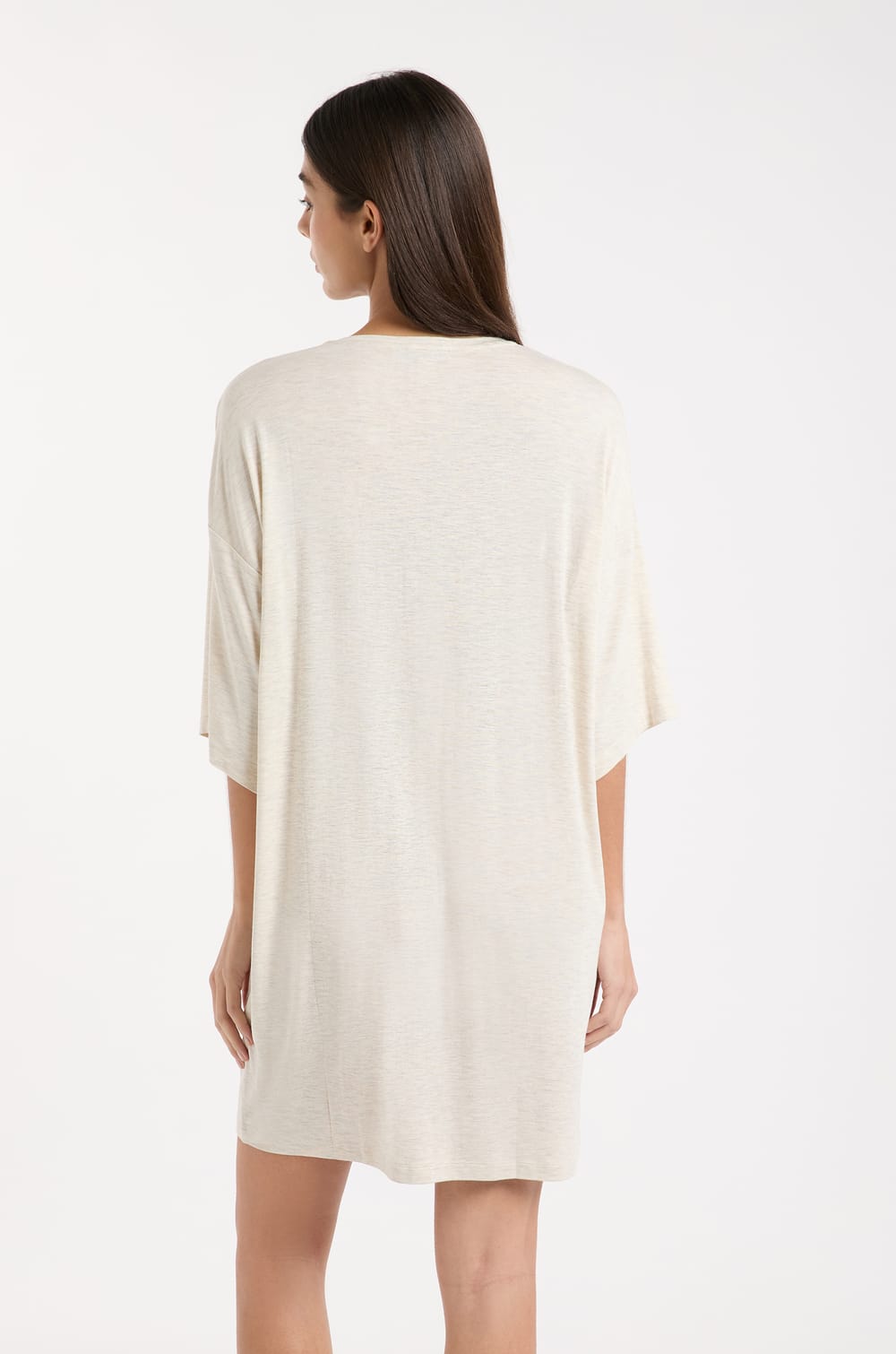 Camis&oacute;n de cuello redondo;${refinementColor}