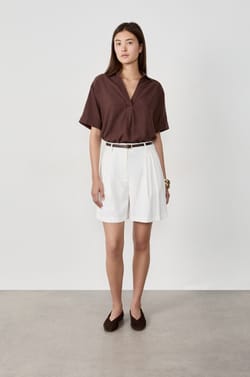 Blouse col V;${refinementColor}