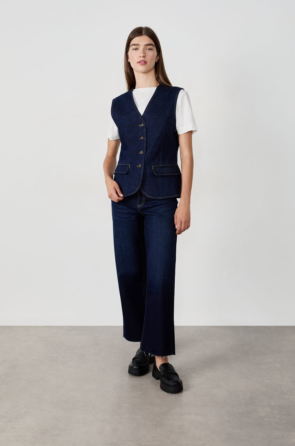 Gilet sans manches &agrave; boutons;${refinementColor}