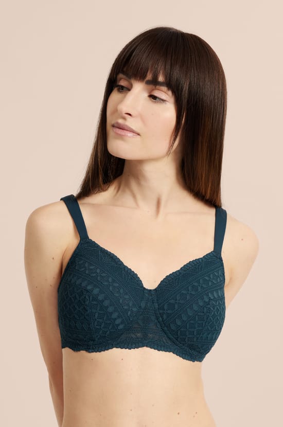 Post-mastectomy Wireless Lightly Lined Bra;${refinementColor}