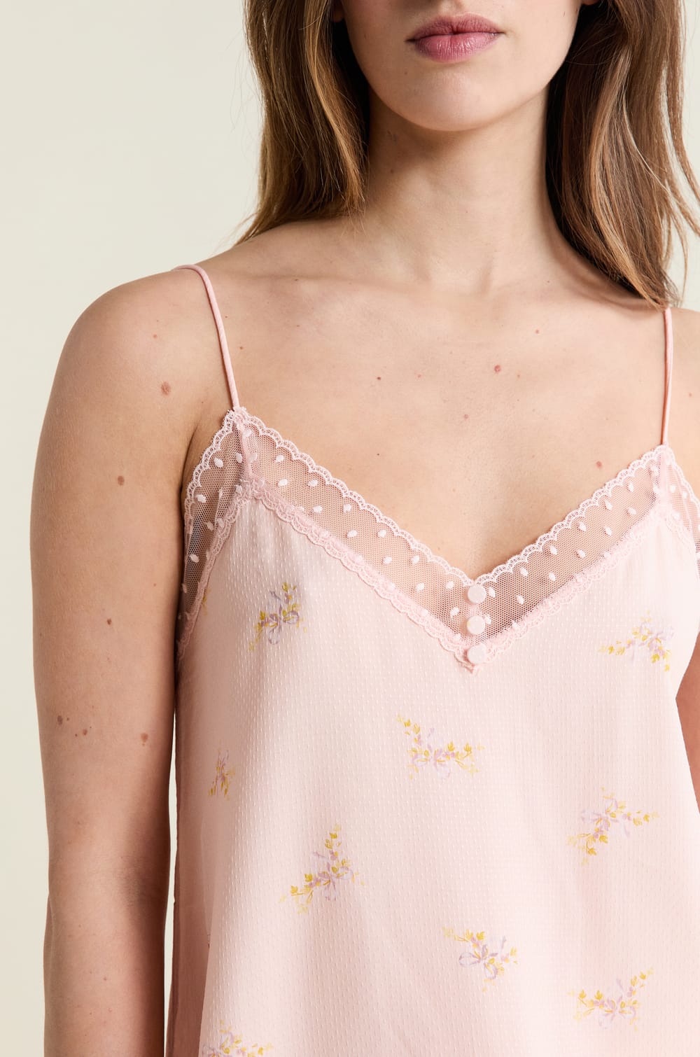 Caraco satin&eacute; &agrave; motifs;${refinementColor}