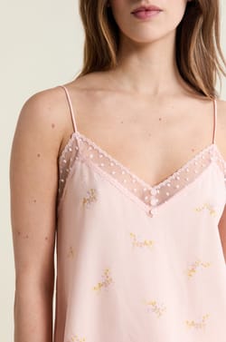 Caraco satin&eacute; &agrave; motifs;${refinementColor}