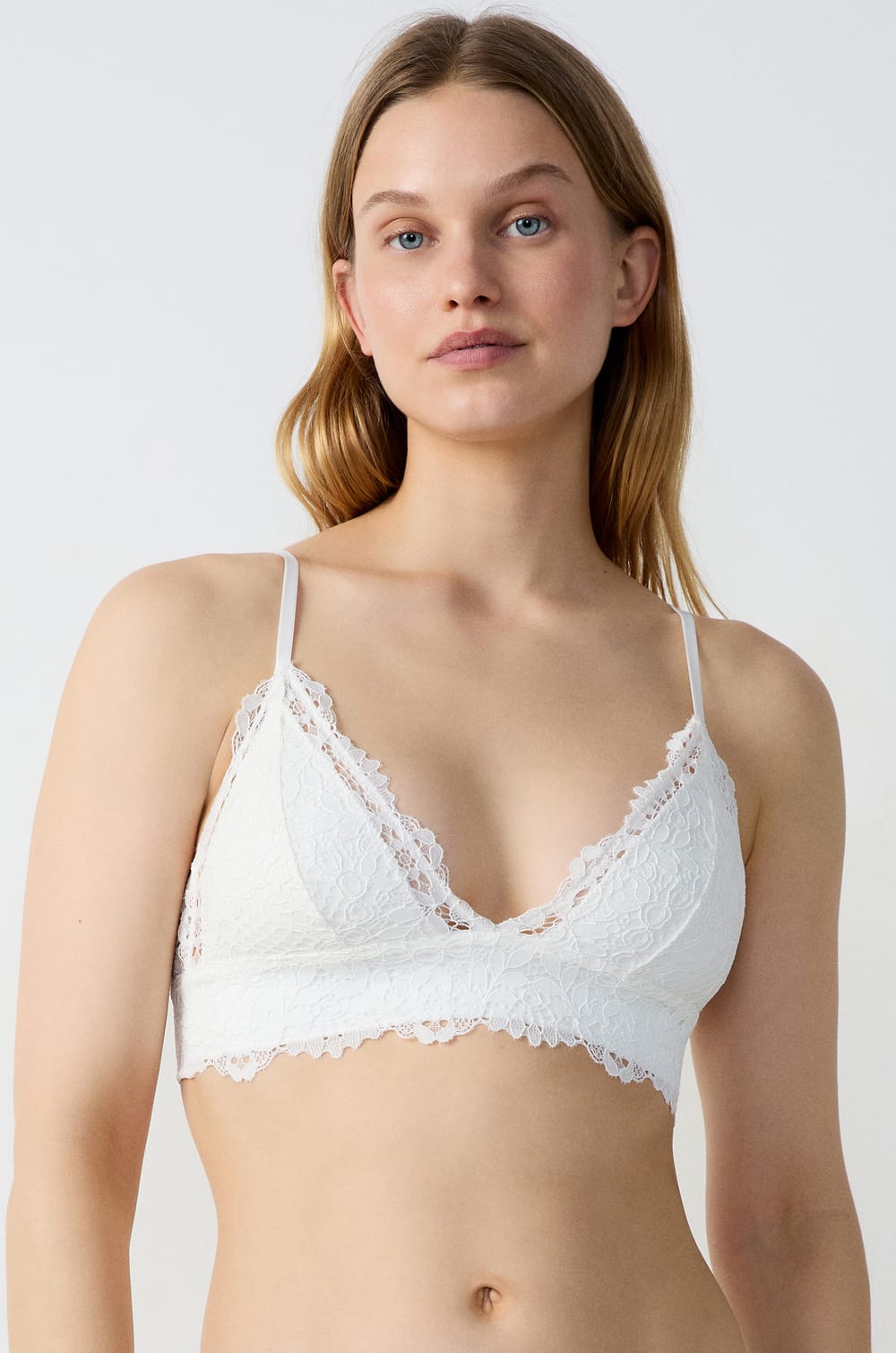 Soutien-gorge N.8 - Le triangle sans armatures;${refinementColor}