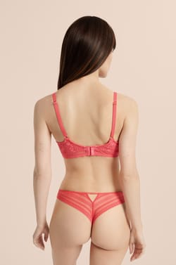 Wireless triangle bra post-mastectomy;${refinementColor}