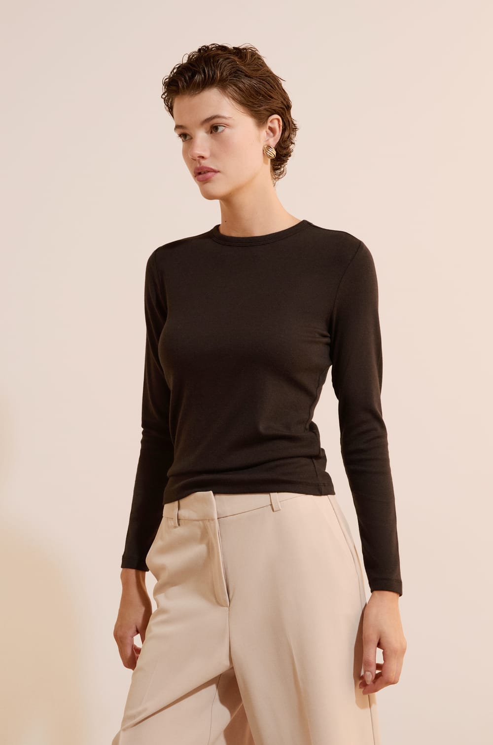Long-sleeved T-shirt with modal cotton;${refinementColor}