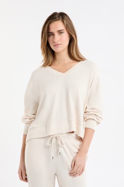 V-neck Pyjama Sweatshirt;${refinementColor}