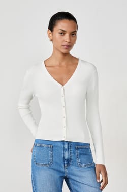 Long-sleeved Cardigan;${refinementColor}