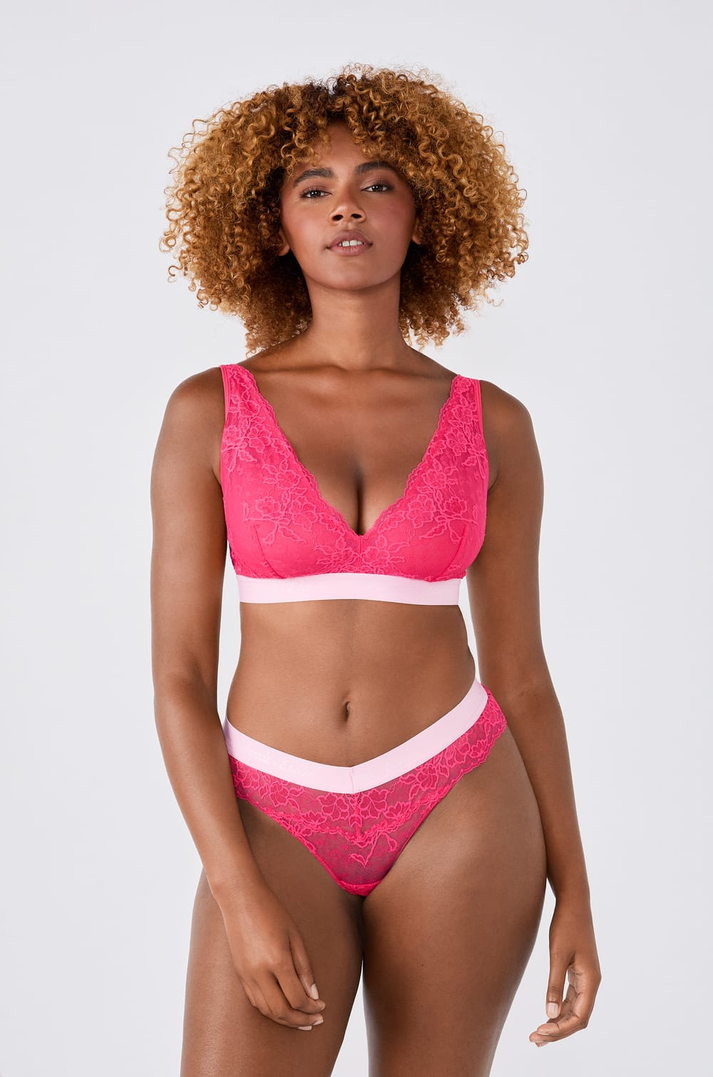BH ohne Bügel mit Triangel-Form für grosse Körbchen Etam x Lemonade Dolls;${refinementColor}