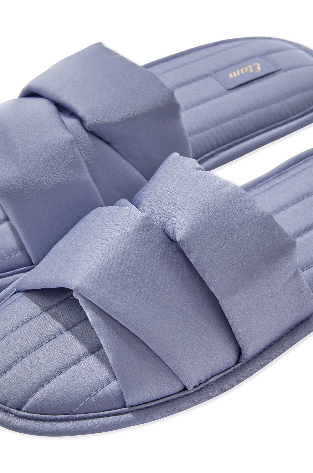 Zapatillas tipo chancla;${refinementColor}