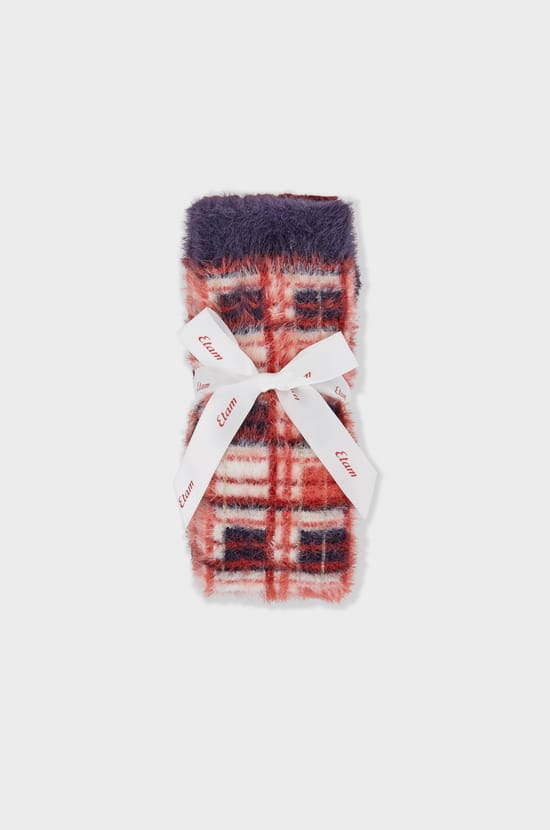 Chaussettes à motifs en fausse fourrure;${refinementColor}
