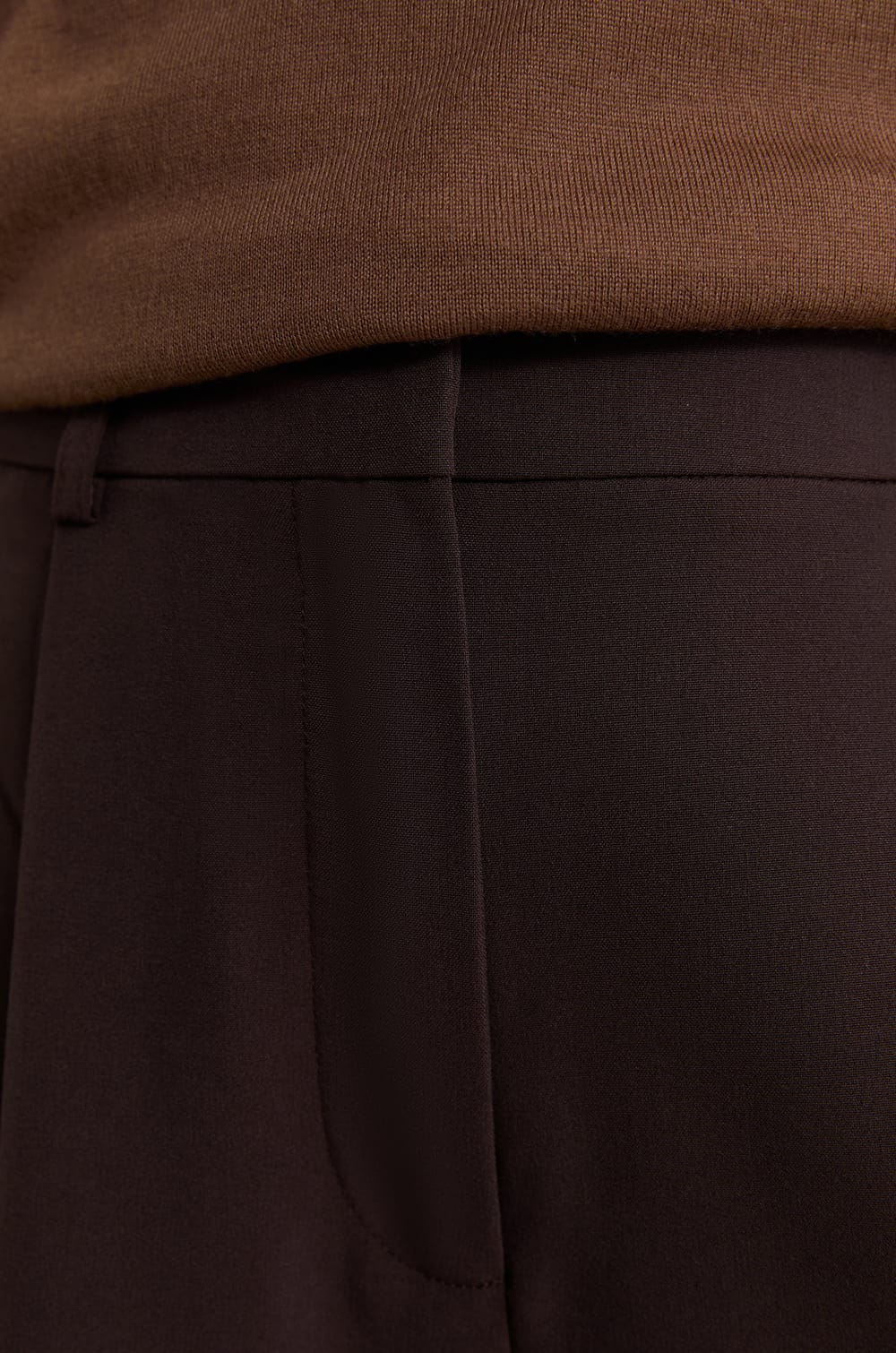 Short bermuda;${refinementColor}