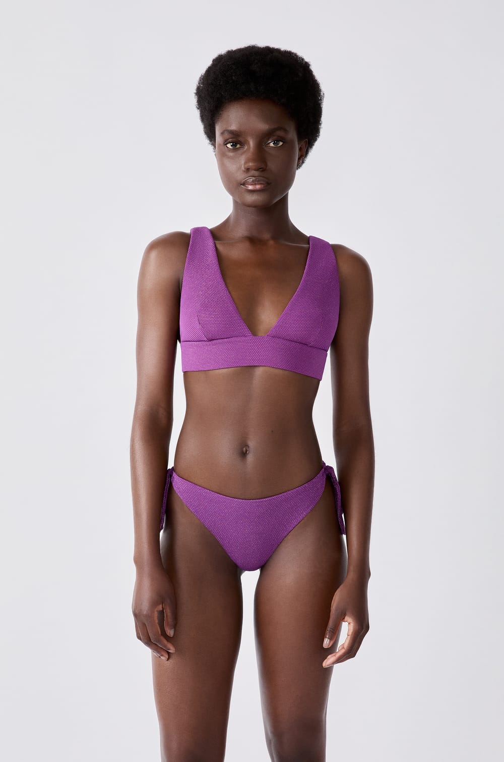 Braguita bikini brasile&ntilde;a con lazada;${refinementColor}