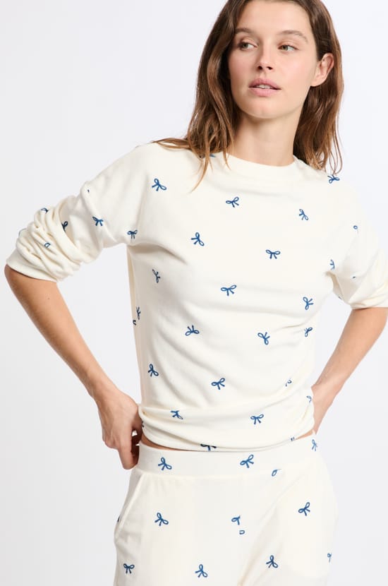 Pyjama 2 pièces manches longues à motifs;${refinementColor}
