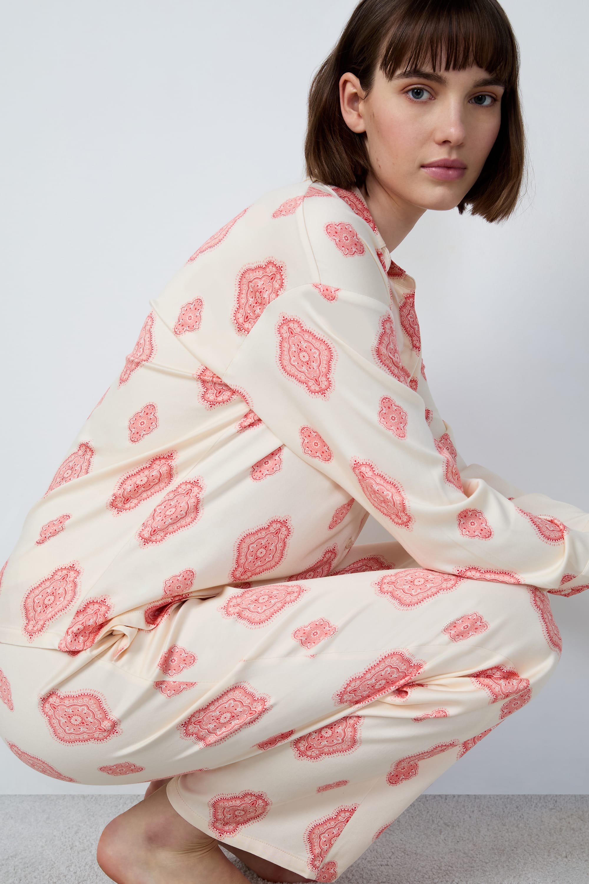 Pantalon de pyjama satiné à motifs