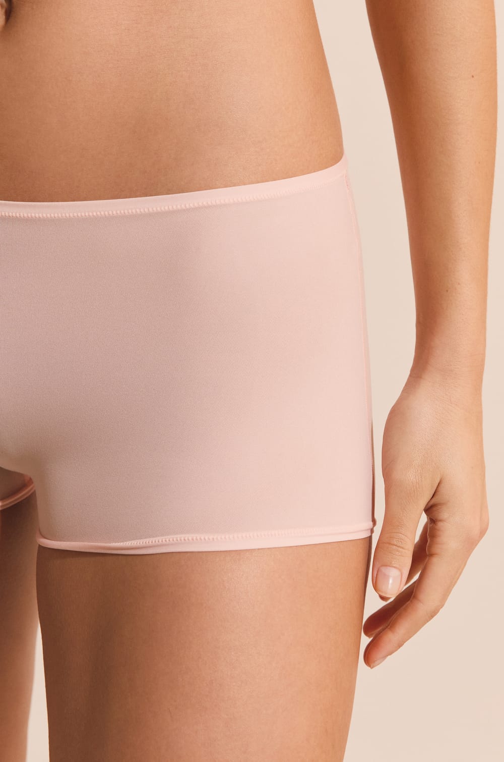 Shorty en microfibre;${refinementColor}