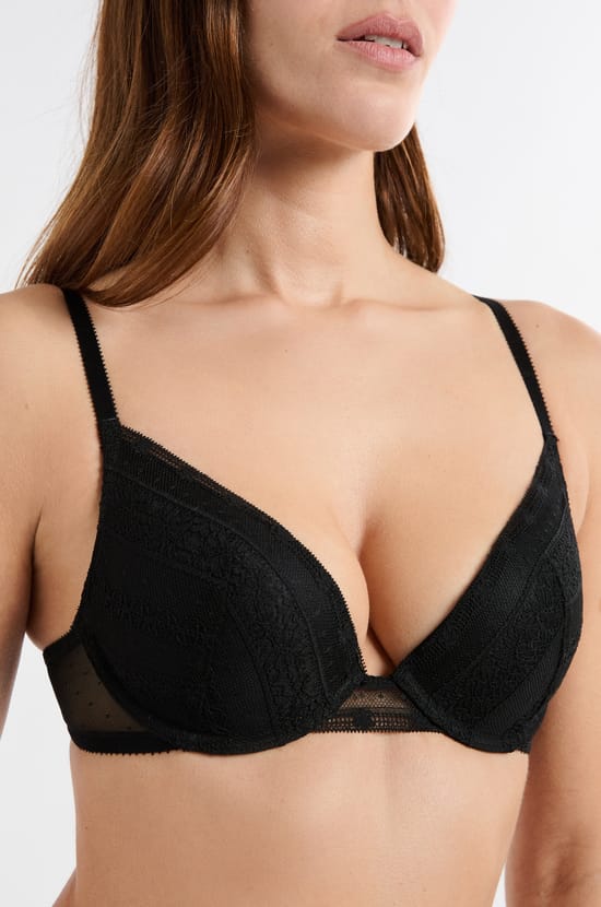 Bra N.2 - The Plunge Push-up in Lace;${refinementColor}