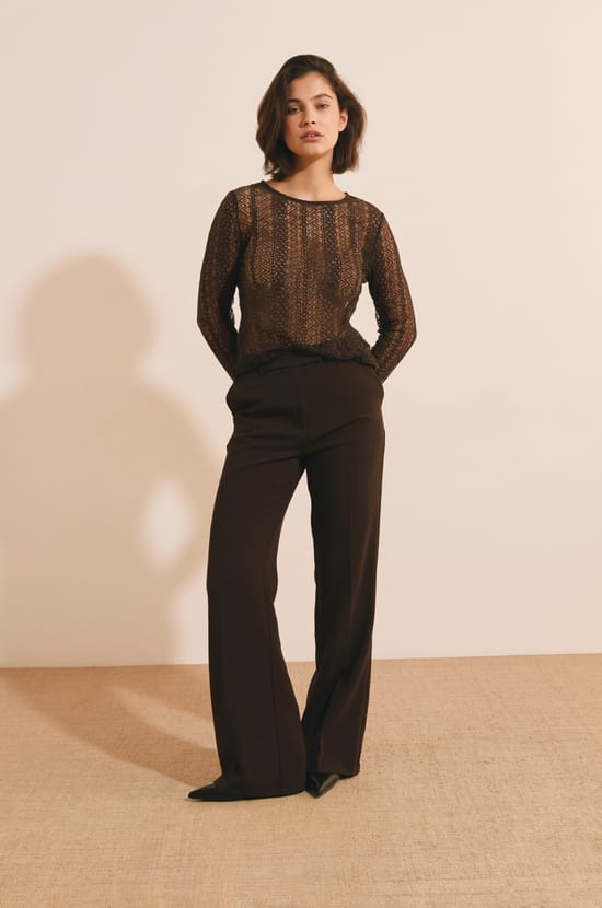 T-shirt en dentelle transparente avec dentelle;${refinementColor}