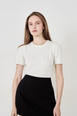 Pull manches courtes;${refinementColor}