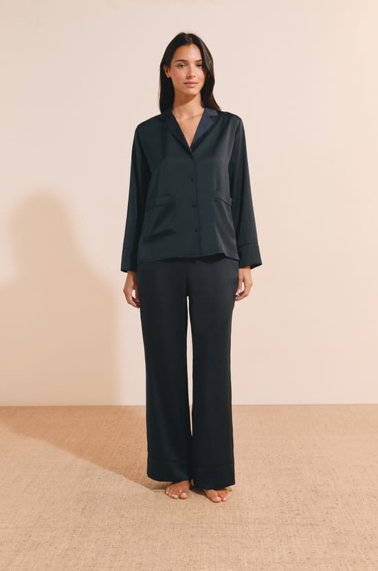 Pantalon de pyjama satin&eacute;e;${refinementColor}