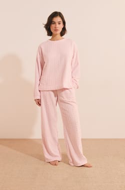 Pull col rond avec motifs tress&eacute;s;${refinementColor}