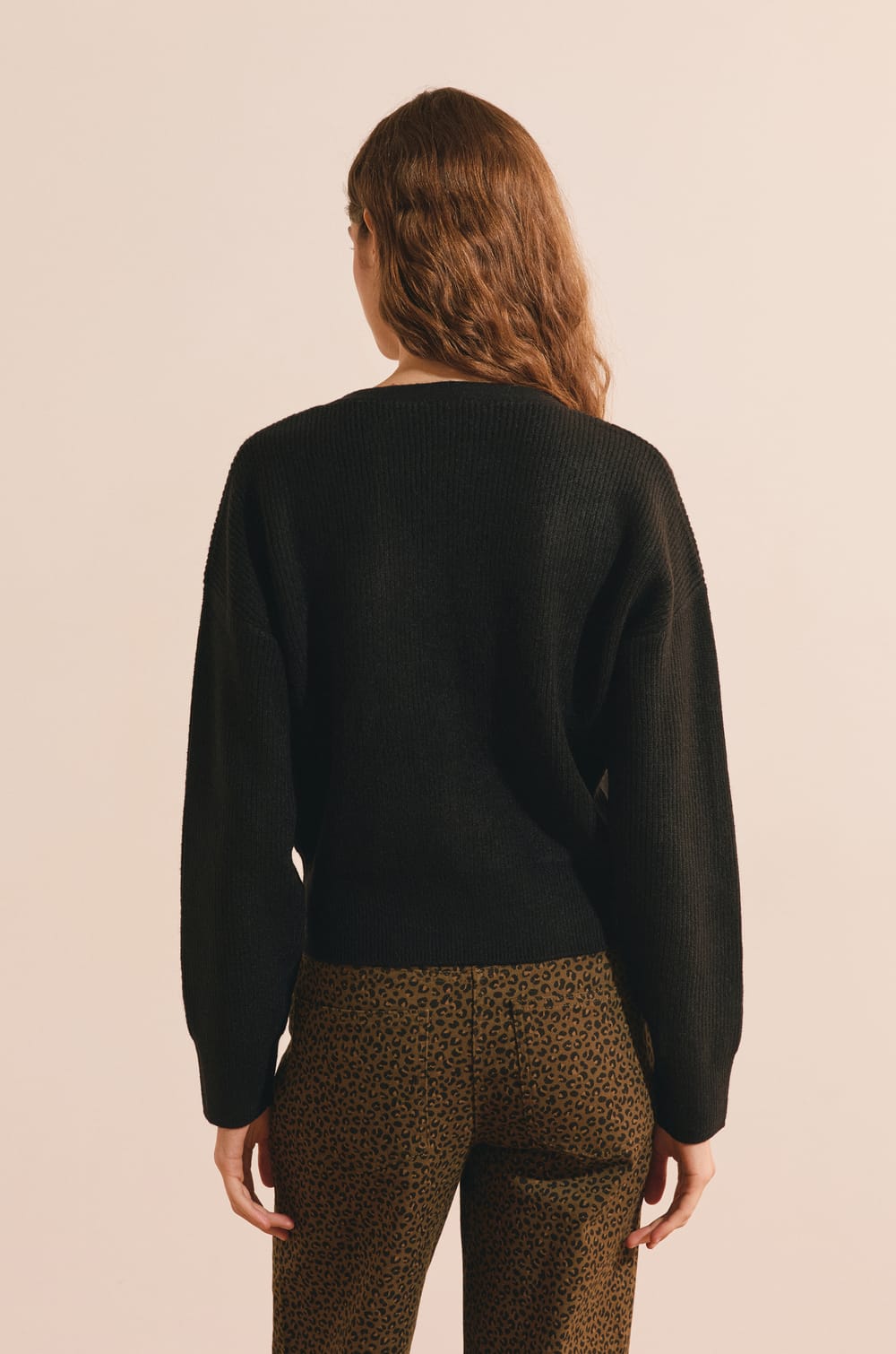 Cardigan col V;${refinementColor}