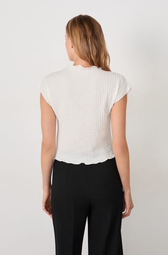 T-shirt manches courtes effet gaufré;${refinementColor}