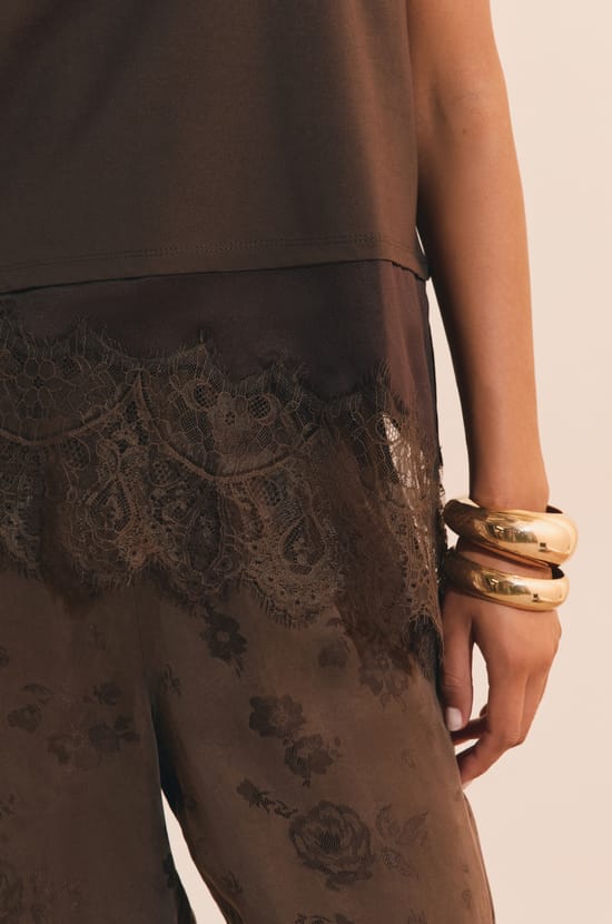 T-shirt asym&eacute;trique avec dentelle en coton;${refinementColor}