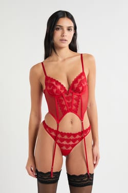 Gu&ecirc;pi&egrave;re &agrave; broderie c&oelig;urs;${refinementColor}