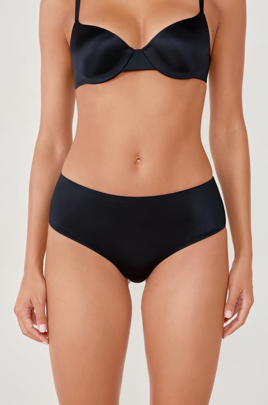 Shorty en microfibre satin&eacute;e;${refinementColor}