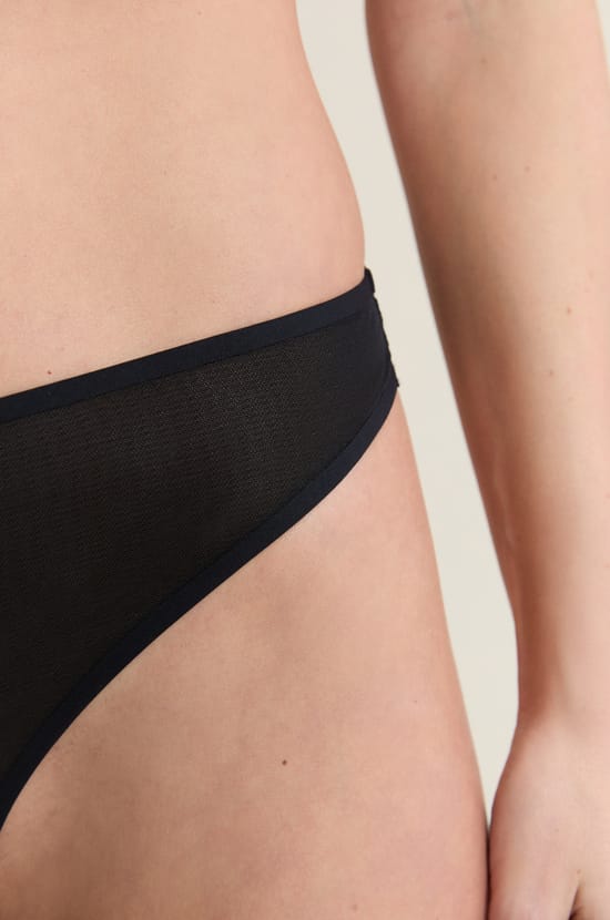 Tulle Thong;${refinementColor}