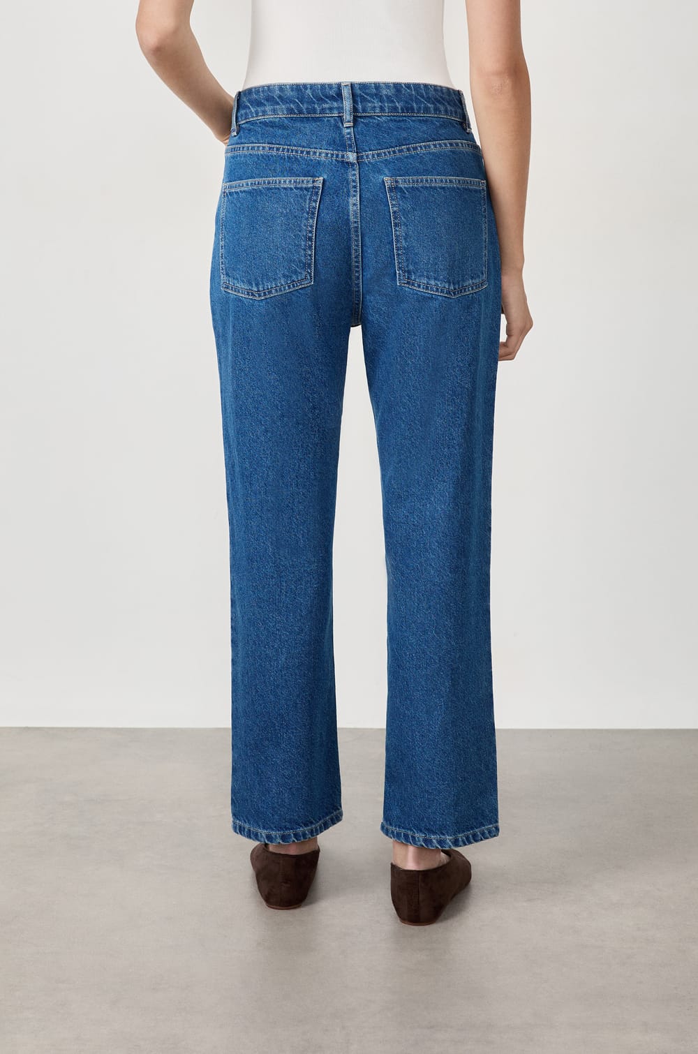 Jean droit;${refinementColor}