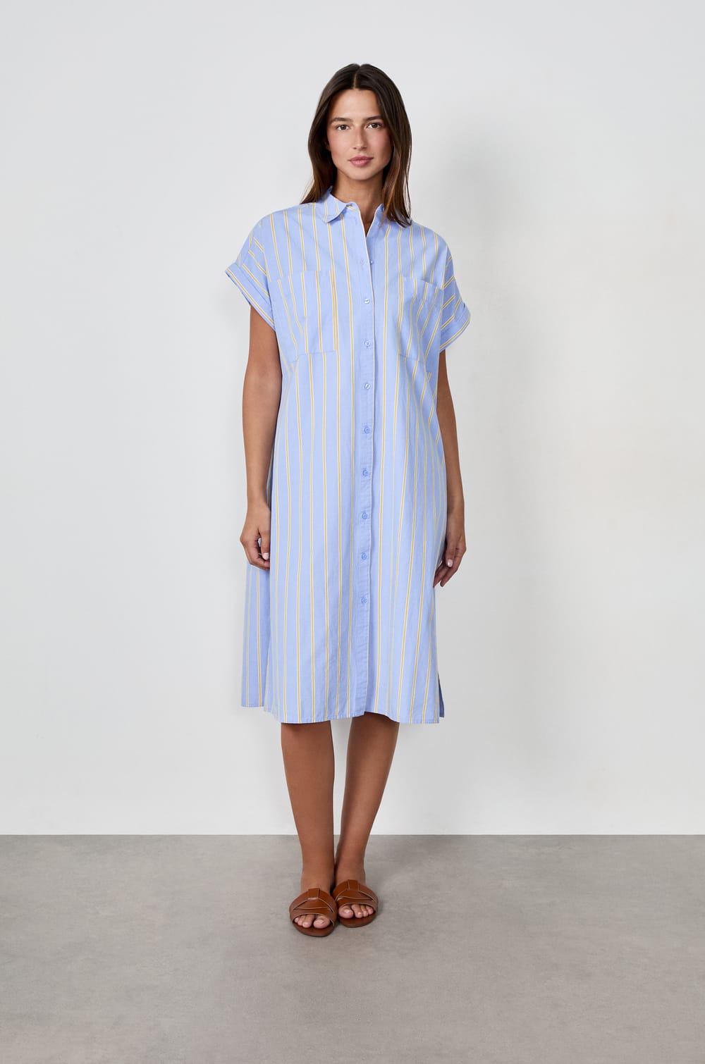 Robe chemise manches courtes à rayures;${refinementColor}