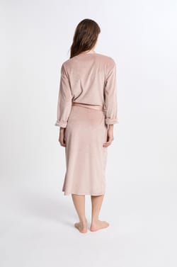 Velvet-Effect Robe;${refinementColor}